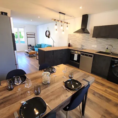 Maison De Ville, Balneo, 2 Parentales *