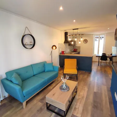 Maison De Ville, Balneo, 2 Parentales