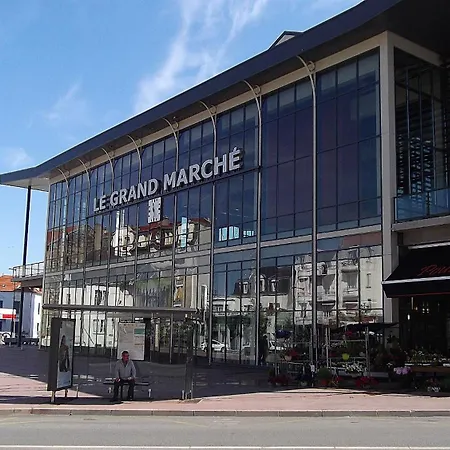 Дом отдыха Maison De Ville, Balneo, 2 Parentales Виши